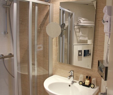 renovation-salle-de-nain rénovez votre salle de bain avec Habitat Confort